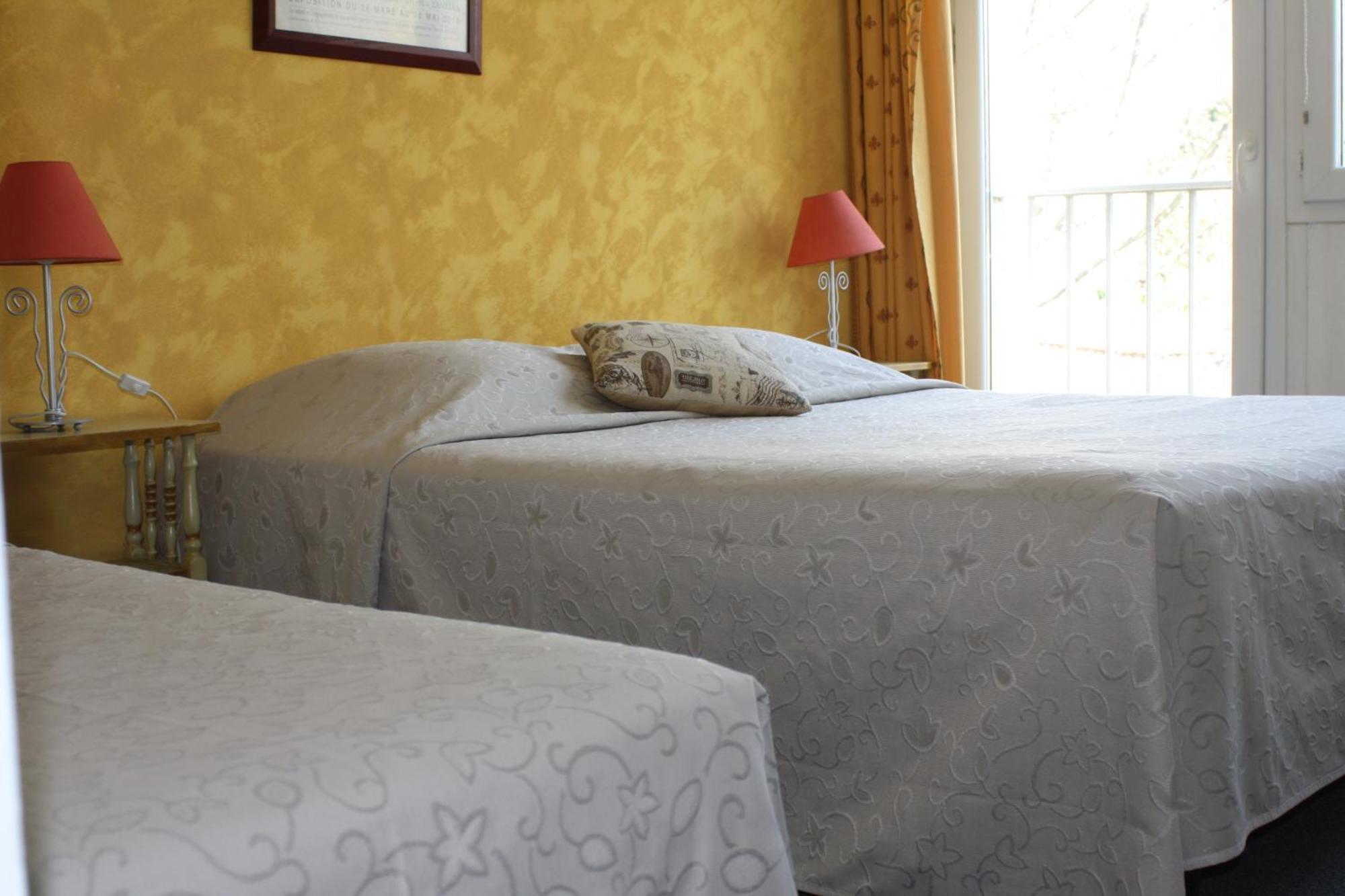 Logis Hotel Du Midi Salon-de-Provence Luaran gambar