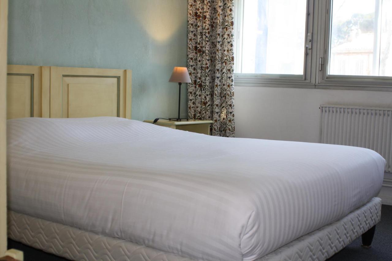 Logis Hotel Du Midi Salon-de-Provence Luaran gambar